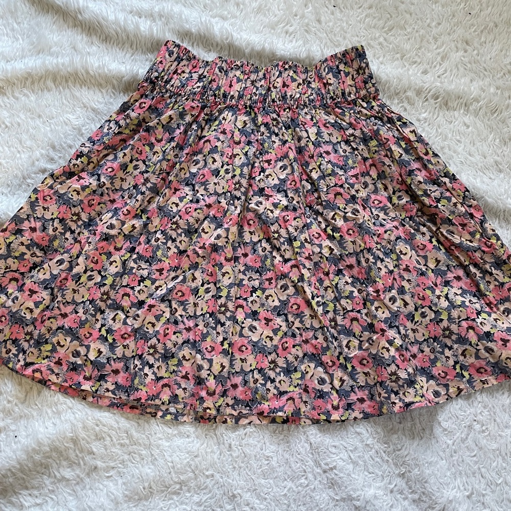 H&M small flower skirt